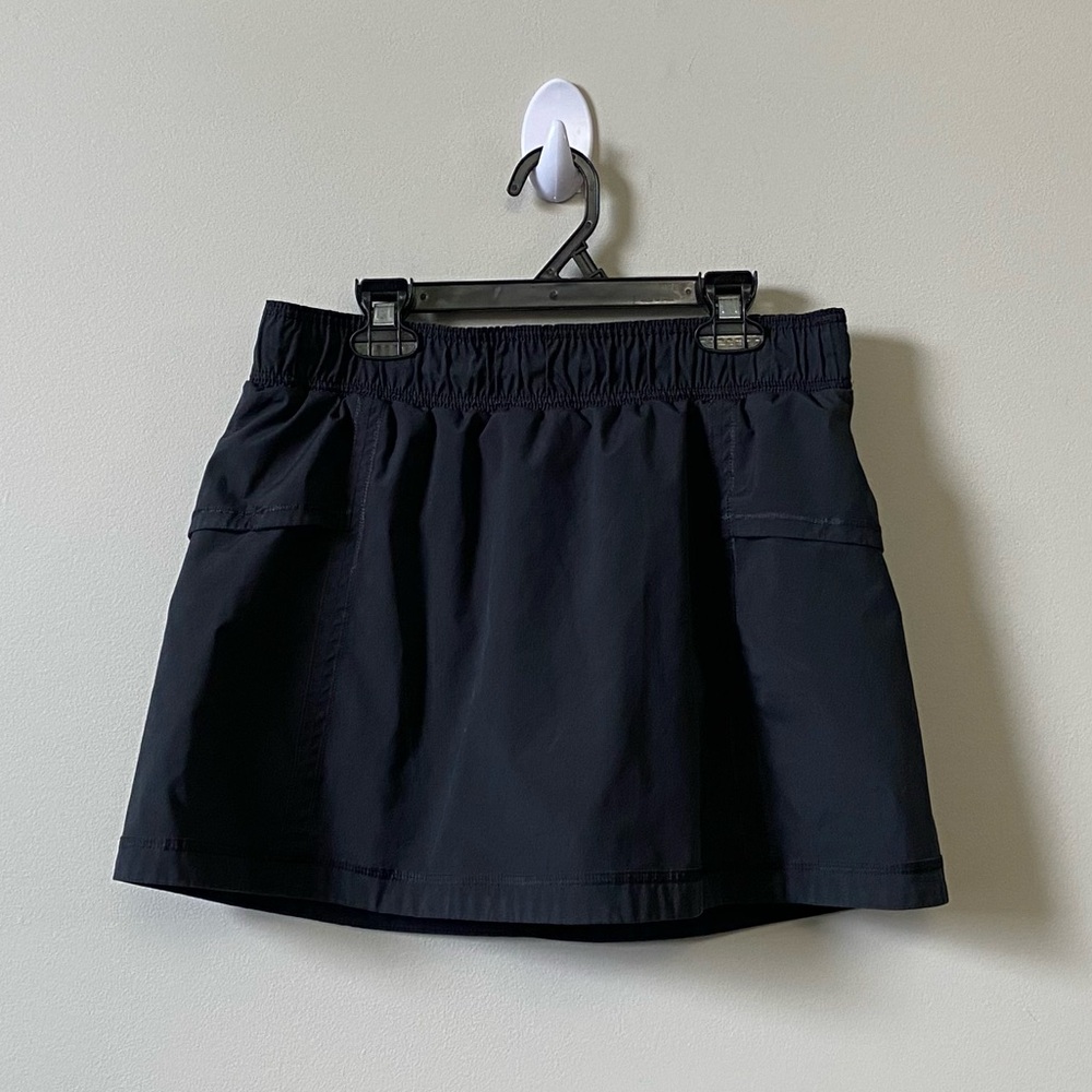 Lululemon Fold & Go black skirt skort - size 6